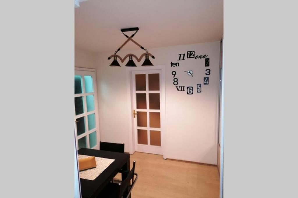 Oasis Felix Apartment Белград Екстериор снимка
