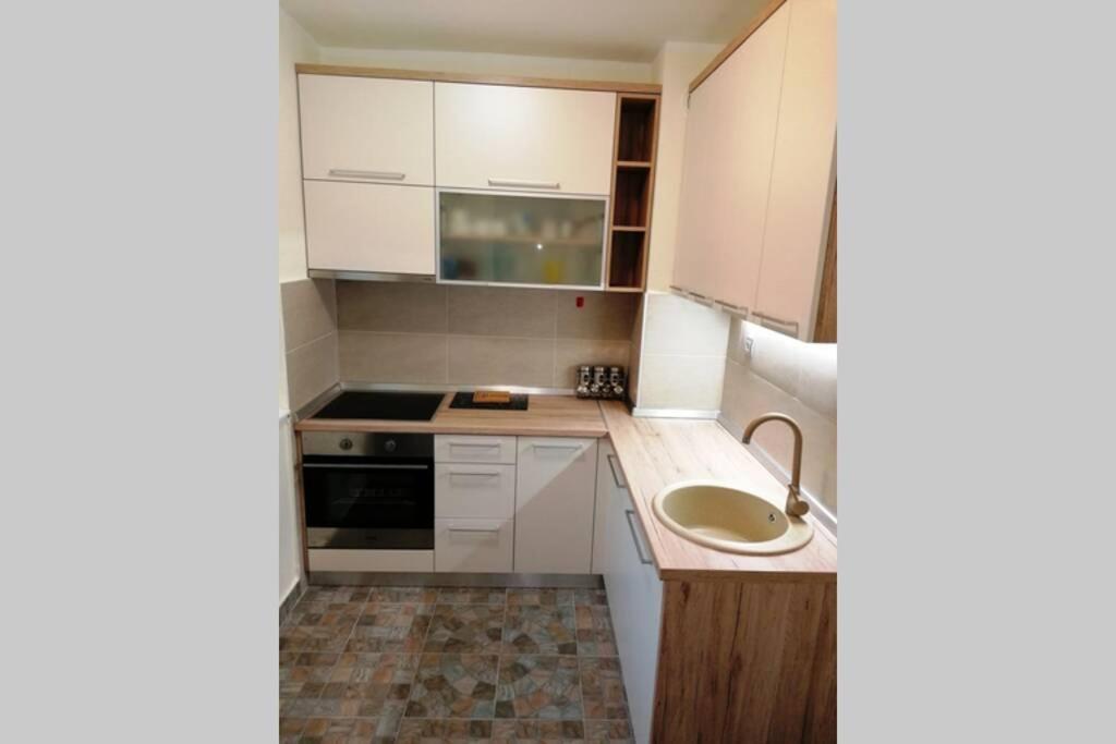 Oasis Felix Apartment Белград Екстериор снимка